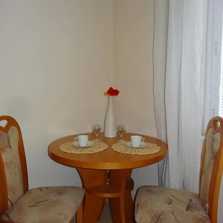 Apartmant 4 Roses * Bratislava